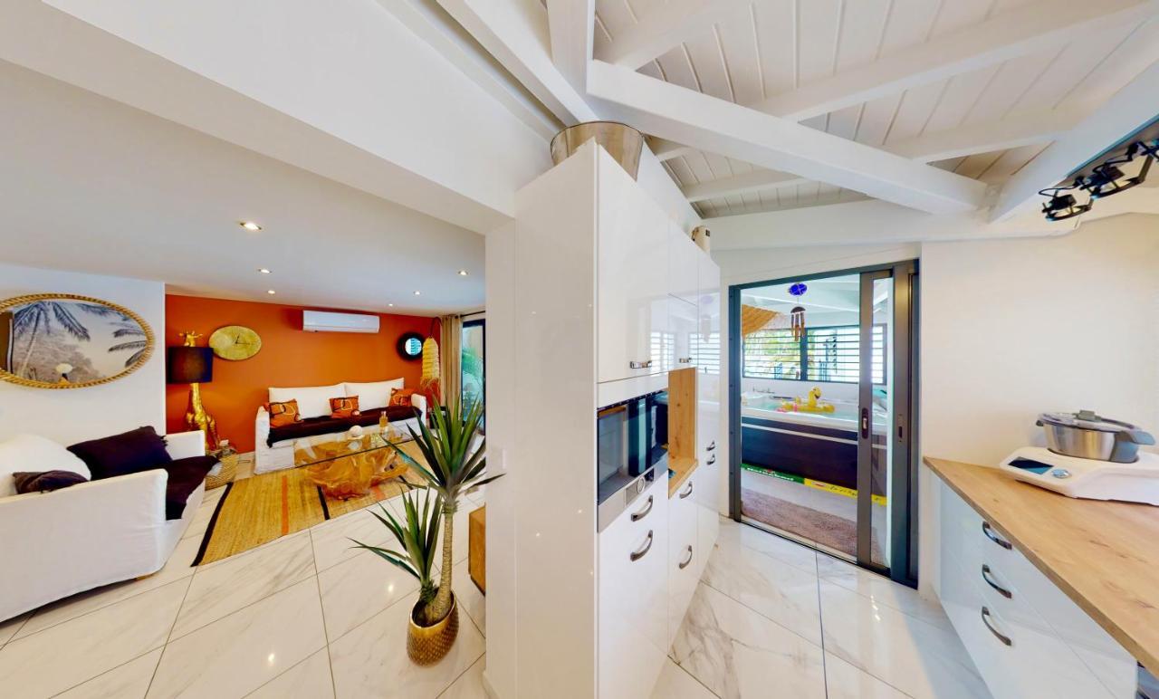 Marina, Spa & Sun - 2 Bedrooms - Luxury Apartment Anse Marcel Bagian luar foto